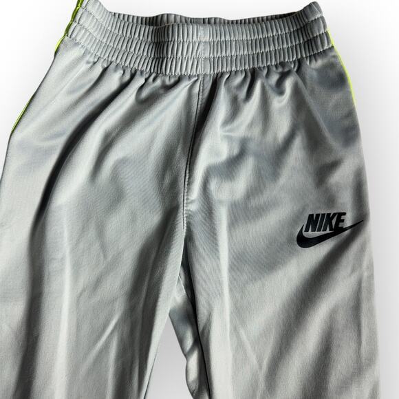 Nike Sportswear Boys Track Pants Size Large Gray Athletic Joggers Activewear - Picture 3 of 8
